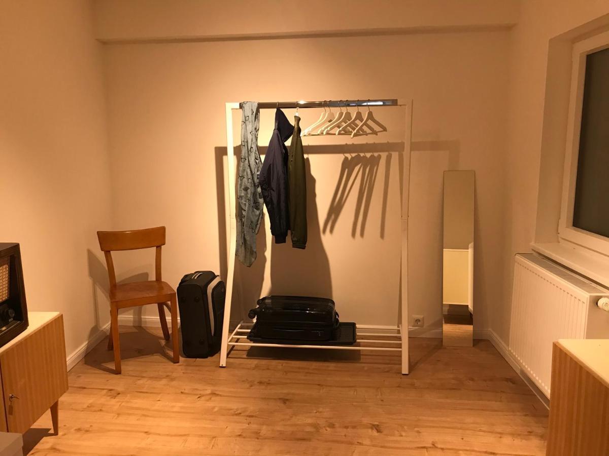 Turmwohnung Buedinger Hof 魏因海姆 外观 照片