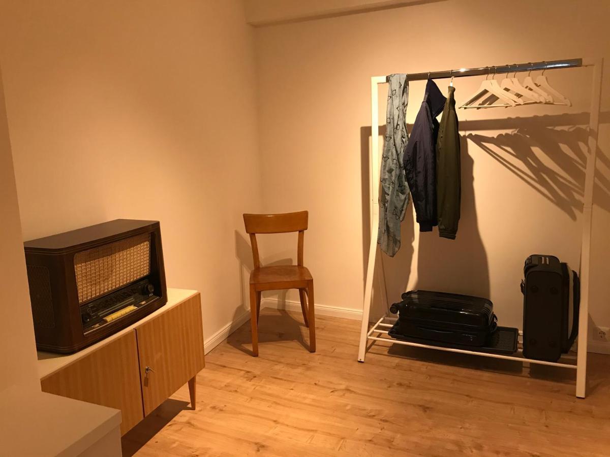 Turmwohnung Buedinger Hof 魏因海姆 外观 照片